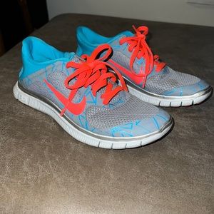 Women’s Nike shoes